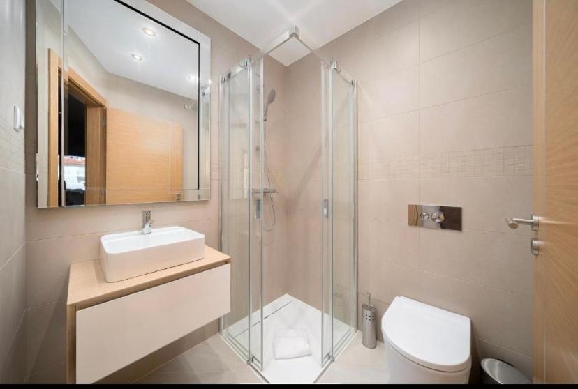 Modern Lagos Accomodation Rooms Esterno foto